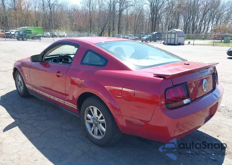 2009 Ford Mustang V6/V6 Premium z USA, uszkodzony, nr VIN 1ZVHT80N895141562
